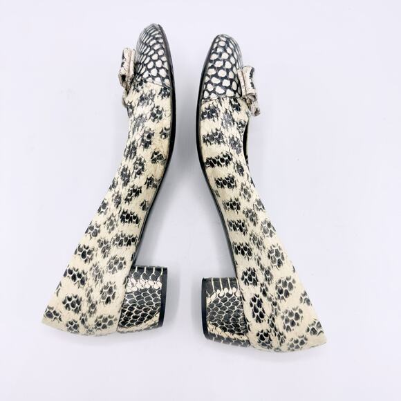 Salvatore Ferragamo Snakeskin Patterned Heels - Picture 6 of 9